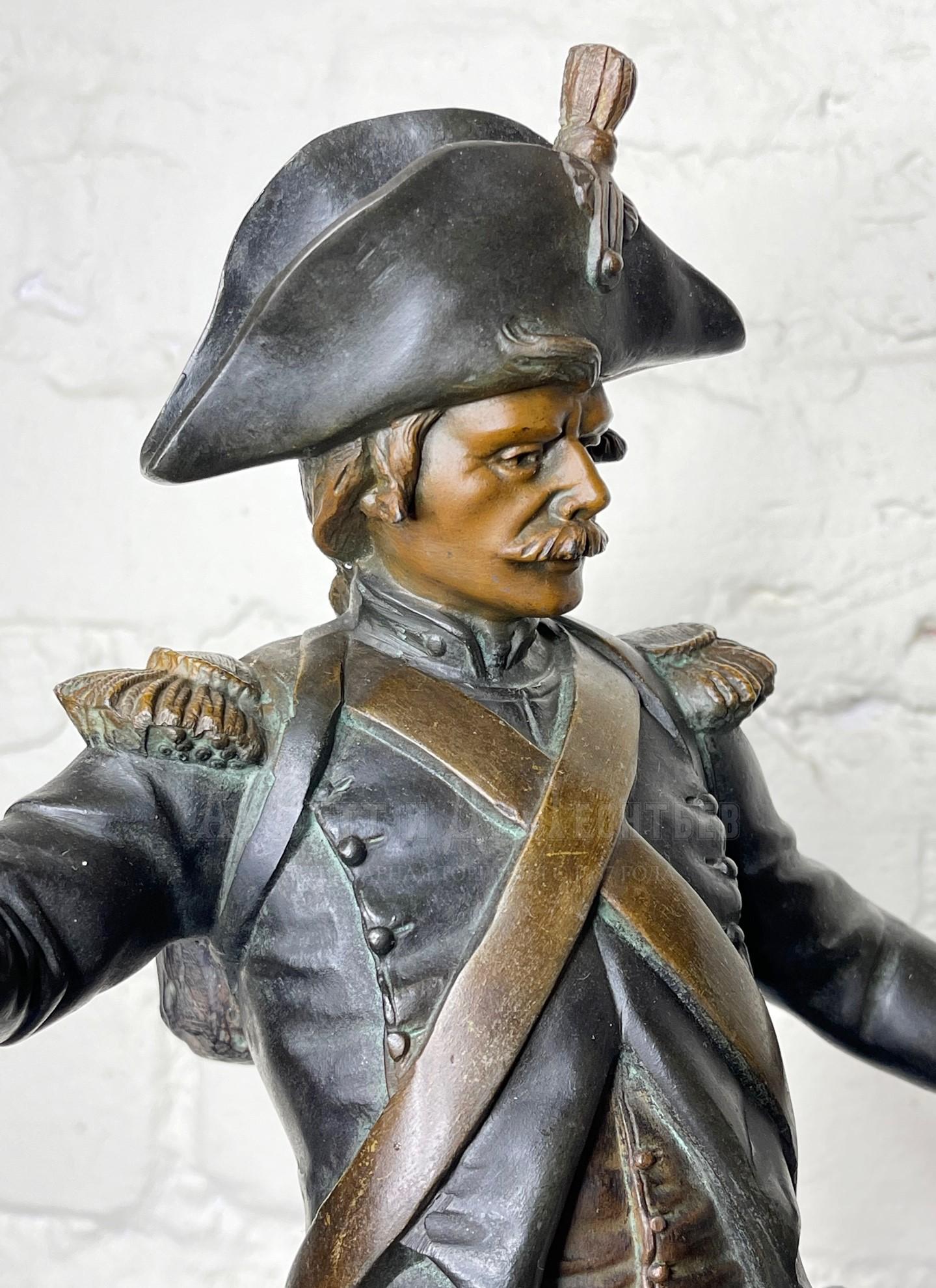 Бронзовая скульптура на военную тему 